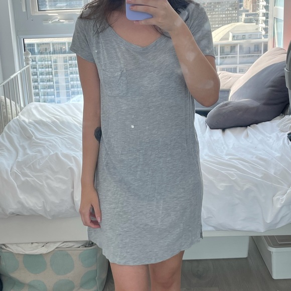 Hollister Cotton T-Shirt Dress - Picture 5 of 6